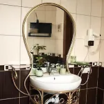 кузня зона та сніданки входять у вартість