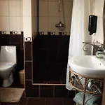кузня зона та сніданки входять у вартість Hotel