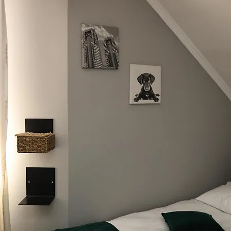 кузня критий басейн та сніданки входять у вартість Mateyevtsy