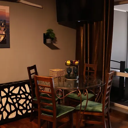 кузня критий басейн та сніданки входять у вартість