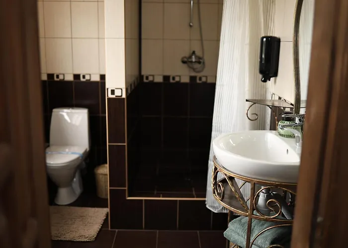 кузня зона та сніданки входять у вартість Hotel
